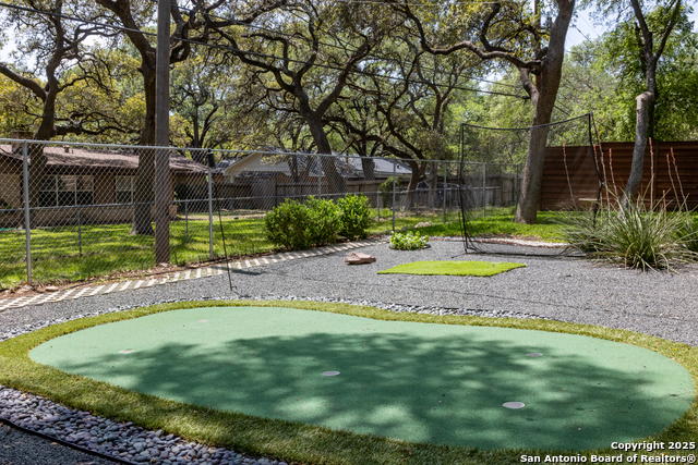 Listing photo id 28 for 2818 Old Moss
