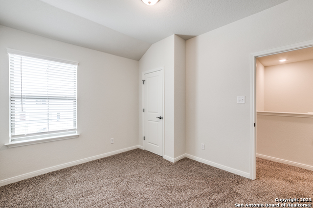 Image 21 of 25 For 10315 Lynwood Branch  101