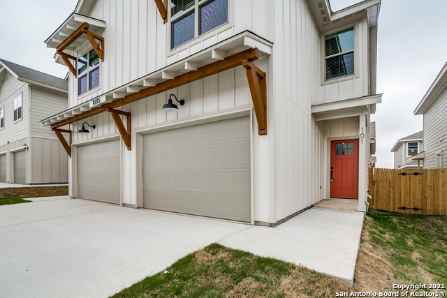 Image 3 of 25 For 10315 Lynwood Branch  101