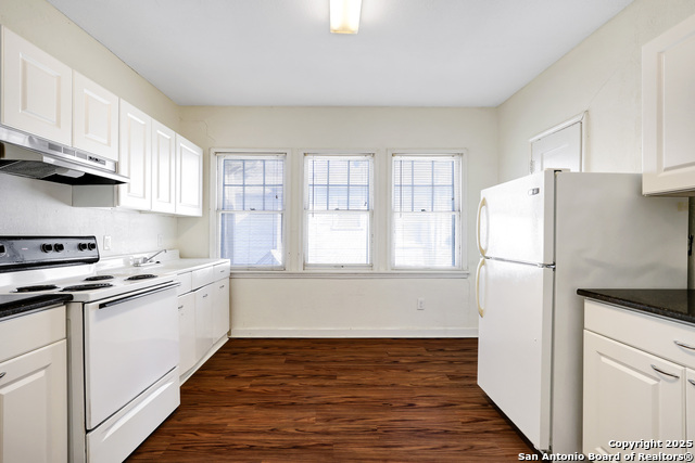 Image 36 of 52 For 255 Natalen Ave