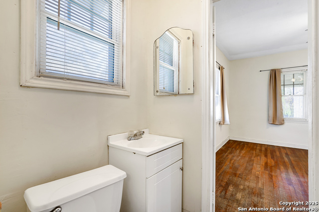Image 43 of 52 For 255 Natalen Ave