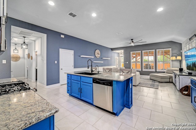 Image 11 of 49 For 8530 Briscoe