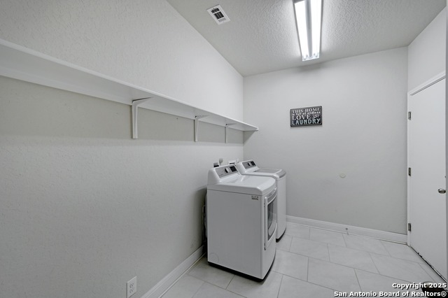 Image 29 of 49 For 8530 Briscoe