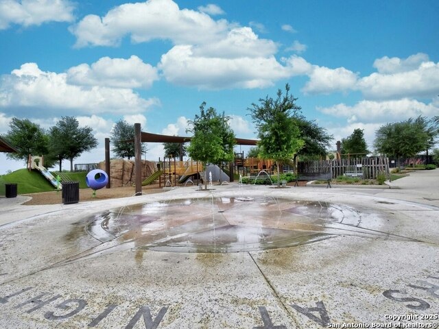 Image 42 of 49 For 8530 Briscoe