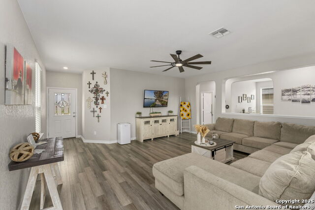 Image 8 of 30 For 4910 Yarborough Cyn