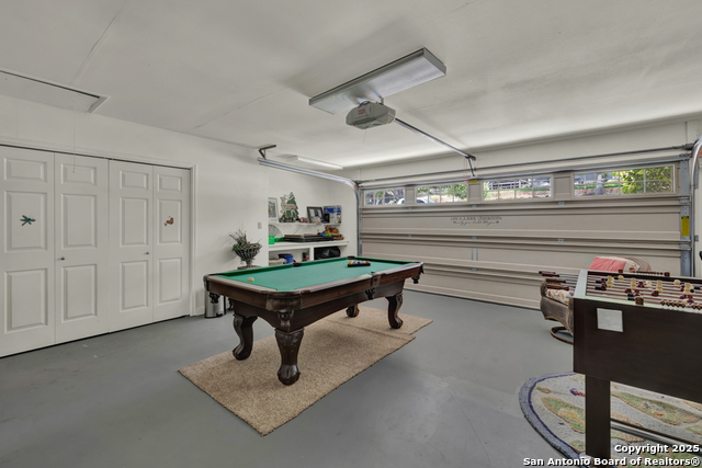 Image 11 of 50 For 821 Lakeview