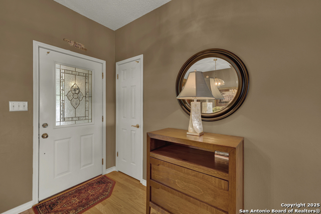 Image 16 of 50 For 821 Lakeview