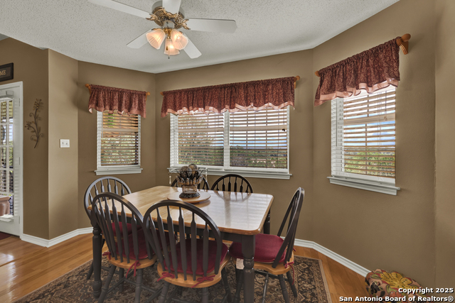 Image 23 of 50 For 821 Lakeview