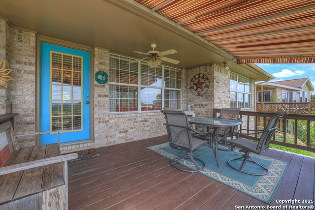 Image 3 of 50 For 821 Lakeview