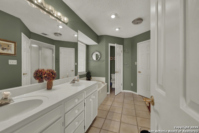 Image 32 of 50 For 821 Lakeview