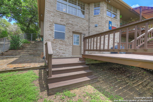 Image 38 of 50 For 821 Lakeview