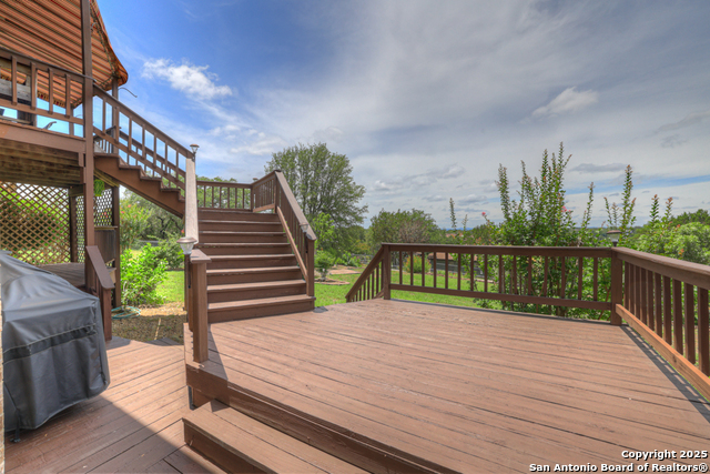 Image 4 of 50 For 821 Lakeview