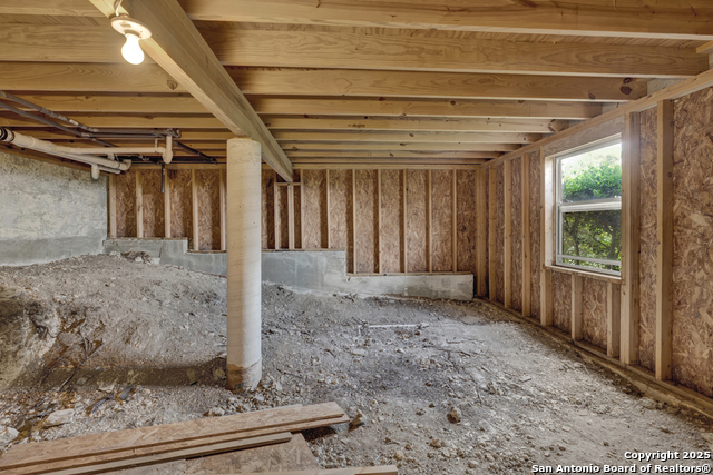 Image 50 of 50 For 821 Lakeview