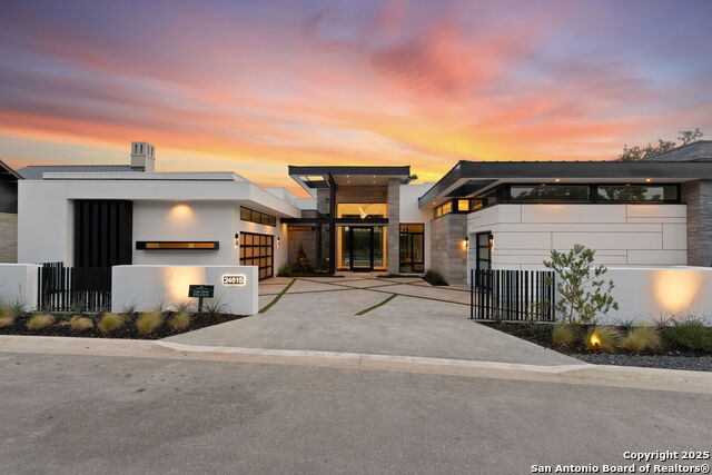 Listing photo id 55 for 24615 Cliff Line