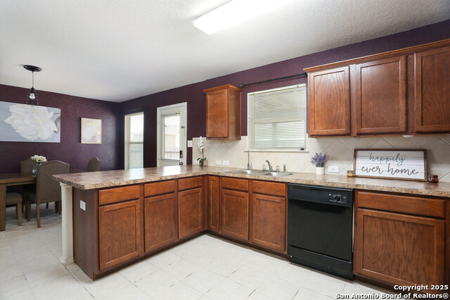 Listing photo id 9 for 6519 Candlecane