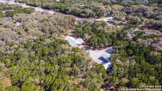 Listing photo id 0 for 954 Lakeside