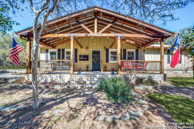 Listing photo id 28 for 954 Lakeside