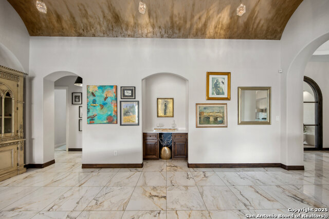 Listing photo id 18 for 11118 Anaqua Spgs