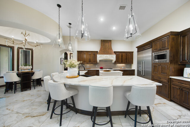 Listing photo id 34 for 11118 Anaqua Spgs