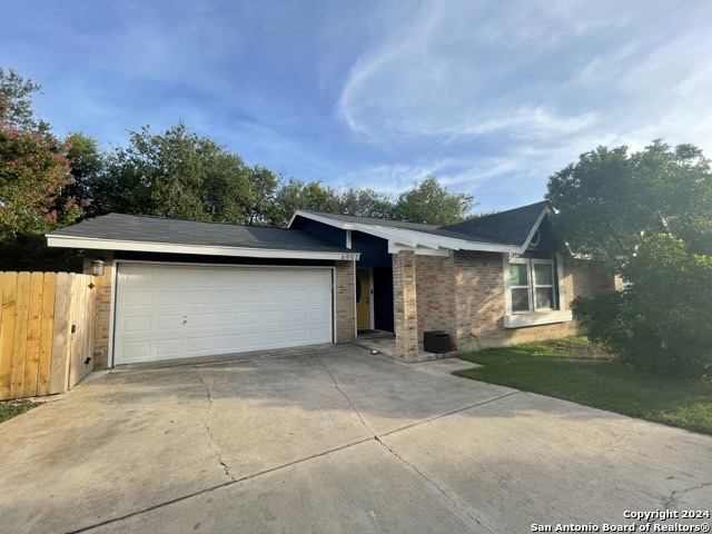 Image 2 of 17 For 6953 Wright Way