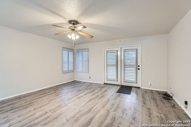 Image 5 of 21 For 7719 Baden Post