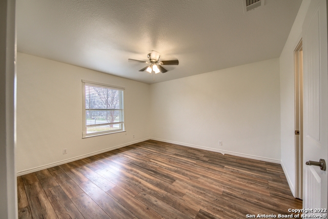 Image 17 of 25 For 11015 Wedgewood Dr
