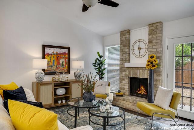 Listing photo id 5 for 12102 Stoney Circle