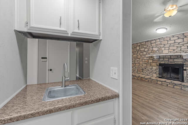 Image 11 of 22 For 9210 Overton