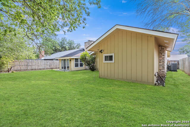 Image 22 of 22 For 9210 Overton