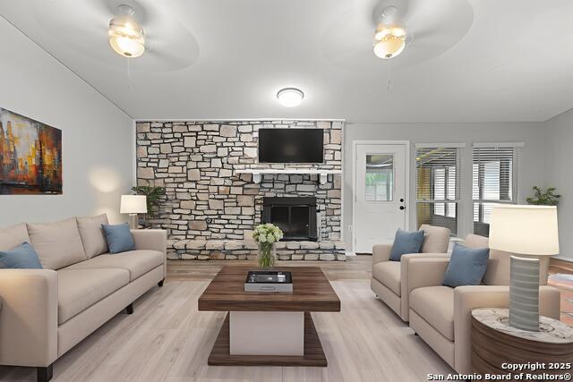 Image 7 of 22 For 9210 Overton