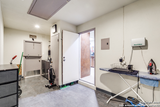 Listing photo id 18 for 7207 Cherry Brook