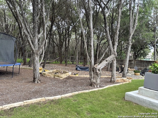 Image 6 of 39 For 948 Woodland Oaks