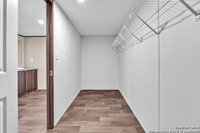 Listing photo id 14 for 2549 Fm 1332