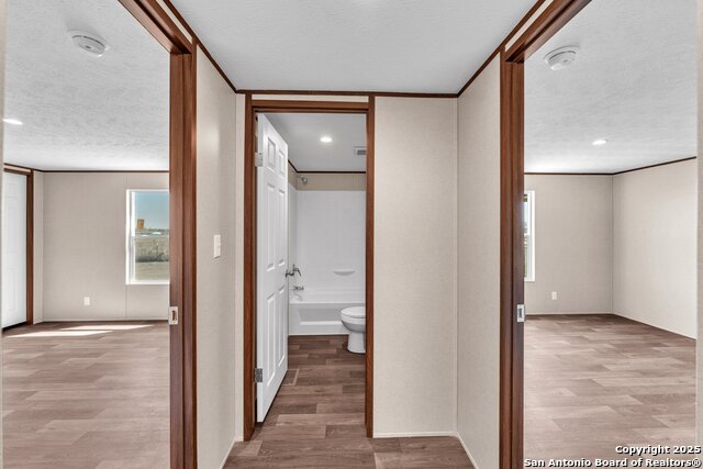 Listing photo id 15 for 2549 Fm 1332