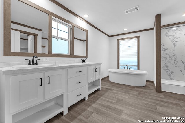 Listing photo id 12 for 2633 Fm 1332