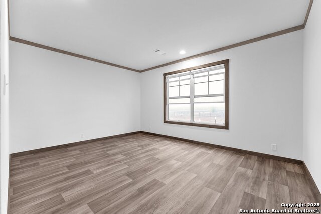 Listing photo id 26 for 2633 Fm 1332