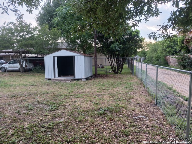 Image 18 of 18 For 615 Cantrell Dr