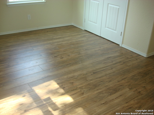 Image 6 of 18 For 615 Cantrell Dr