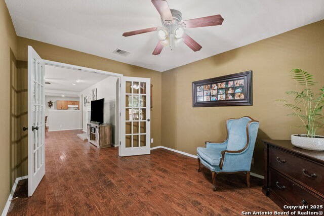 Listing photo id 12 for 209 Sophia Circle