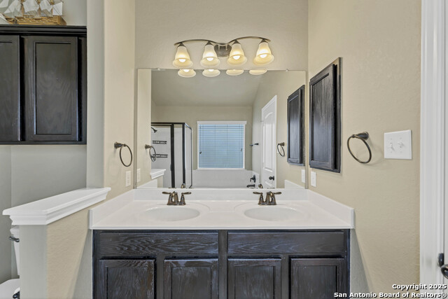 Image 16 of 27 For 267 Oak Creek