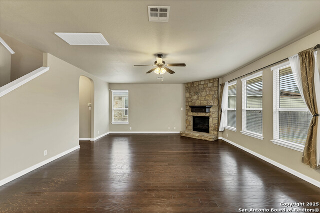 Image 5 of 27 For 267 Oak Creek