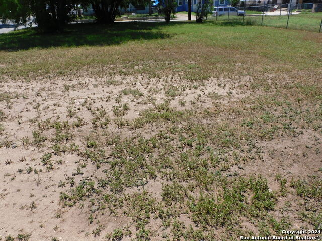 Image 11 of 22 For 3827 Bay  