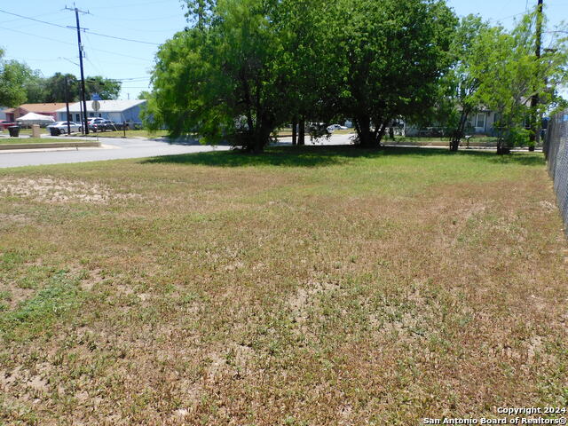 Image 4 of 22 For 3827 Bay  