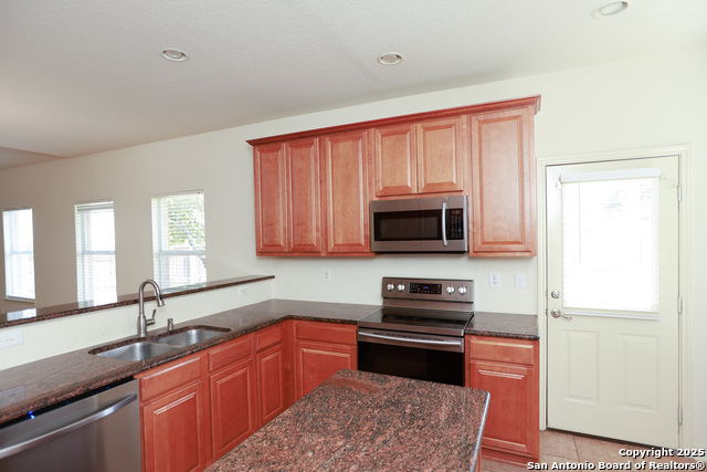 Image 12 of 42 For 10226 Homburg Ranch N