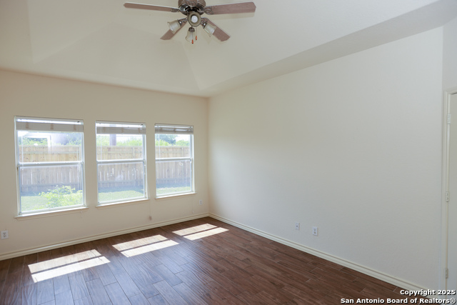 Image 13 of 42 For 10226 Homburg Ranch N