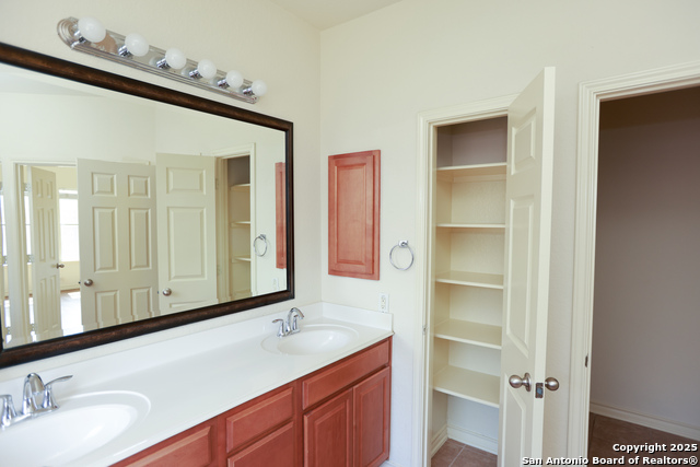 Image 22 of 42 For 10226 Homburg Ranch N