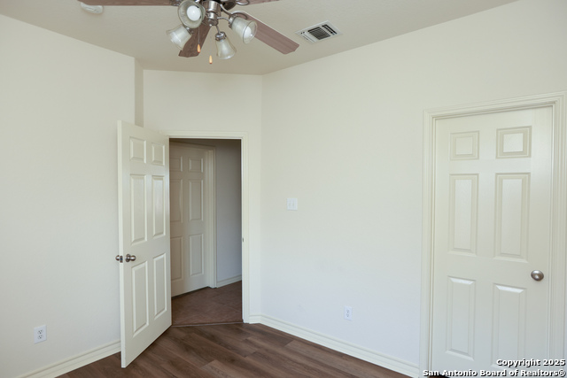 Image 24 of 42 For 10226 Homburg Ranch N