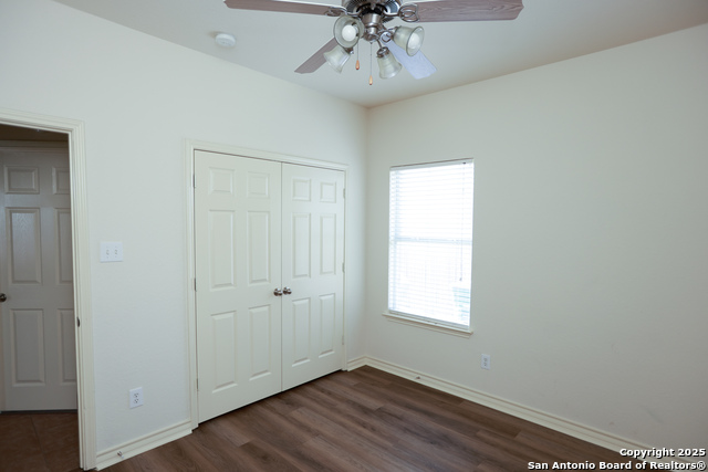 Image 27 of 42 For 10226 Homburg Ranch N