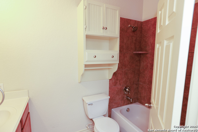 Image 30 of 42 For 10226 Homburg Ranch N