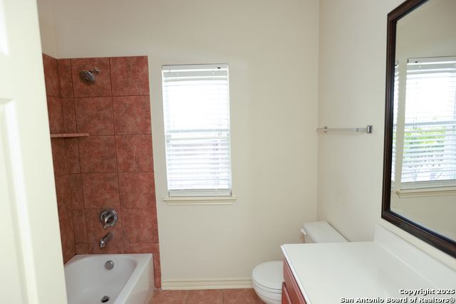 Image 31 of 42 For 10226 Homburg Ranch N